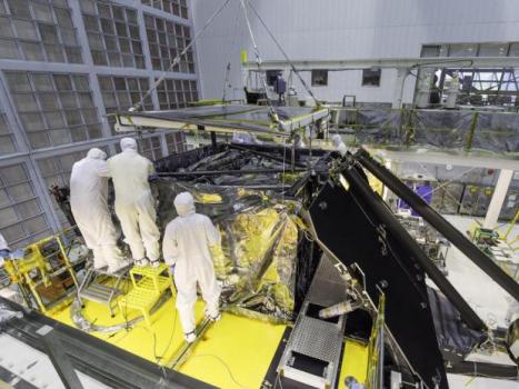 NASA срочно отключает орбитальные телескопы